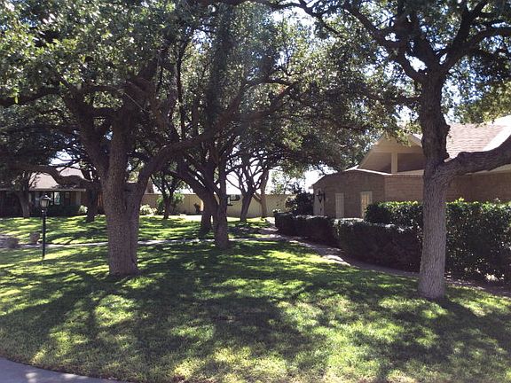 4th image of 30 Kingsland Ct