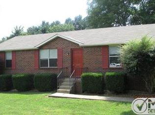 371 Welchwood Dr, Clarksville, TN 37040
