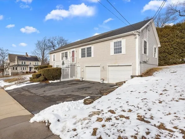 66 Warren Ave, Hyde Park, MA 02136