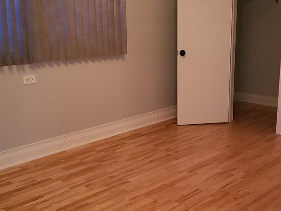 2nd image of 6521 N Richmond St #1