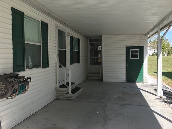 4th image of 619 Choo Choo Ln