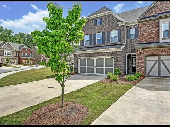 1360 Hampton Oaks Dr, Alpharetta, GA 30004