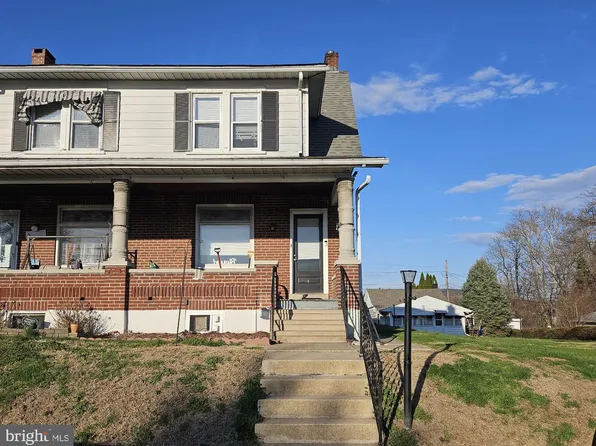 8 Pershing Blvd, Reading, PA 19607