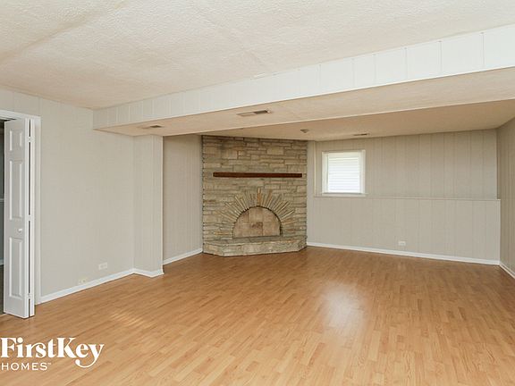 4th image of 22457 Arquilla Dr