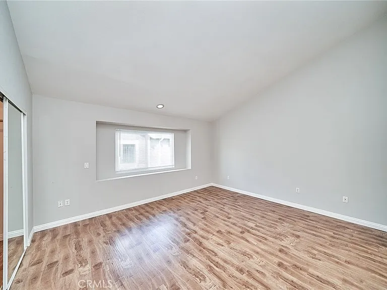 21901 Moneta Ave #10 — Photo 20