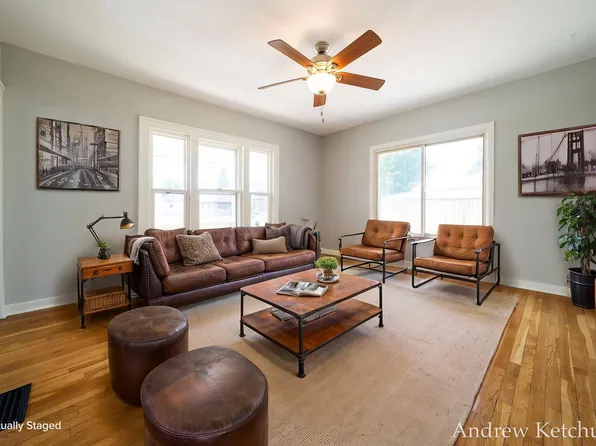 2402 Lamar Ave SW, Wyoming, MI 49519