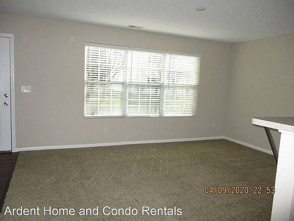 3rd image of 3971 Summerstone Dr