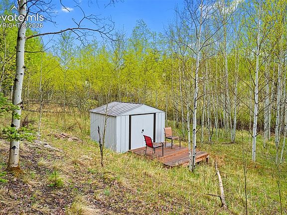 3rd image of 522 Hidden Valley Dr