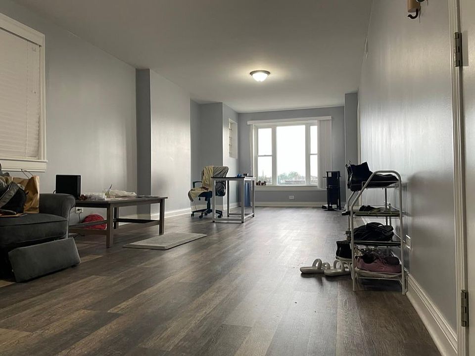 1st image of 3005 S Princeton Ave #3