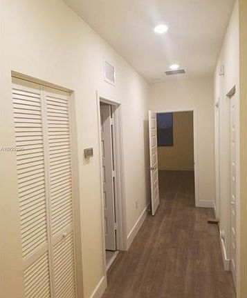 4th image of 10404 NW 78th Ter