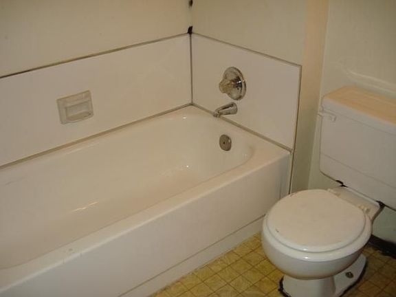 5th image of 5588 Diane Way