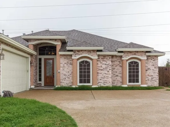 1306 Keenland Rd, Corpus Christi, TX 78418