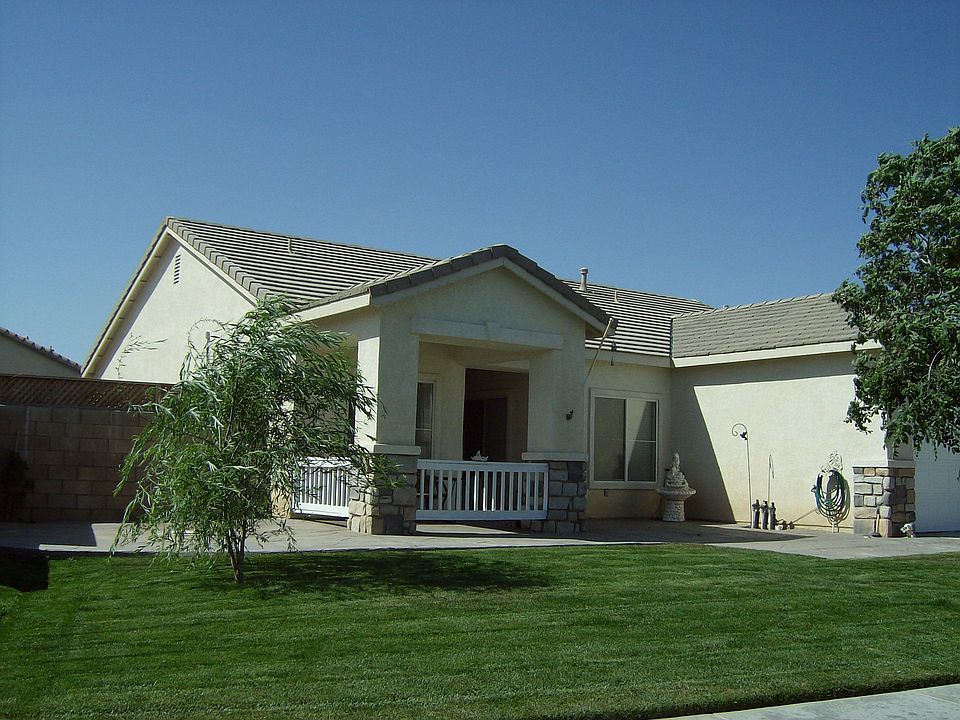 1st image of 1722 W Avenue H1