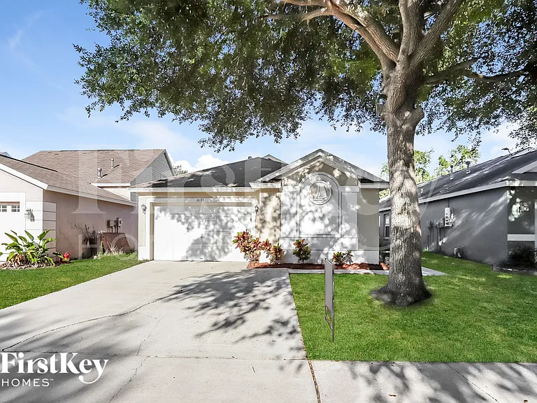11133 Lakeside Vista Dr — Photo 1