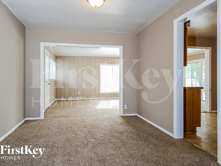 6114 Fee Fee Rd — Photo 4