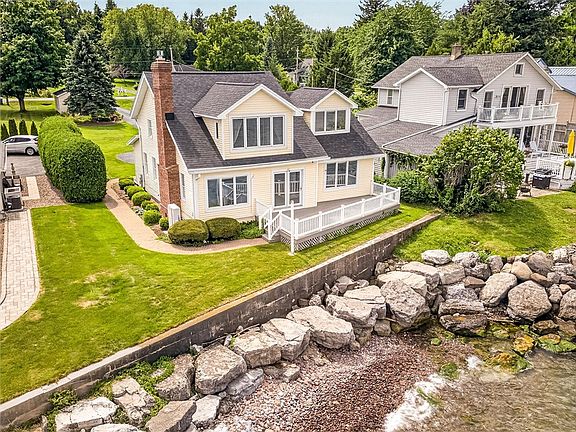 4th image of 4325 Lake Rd