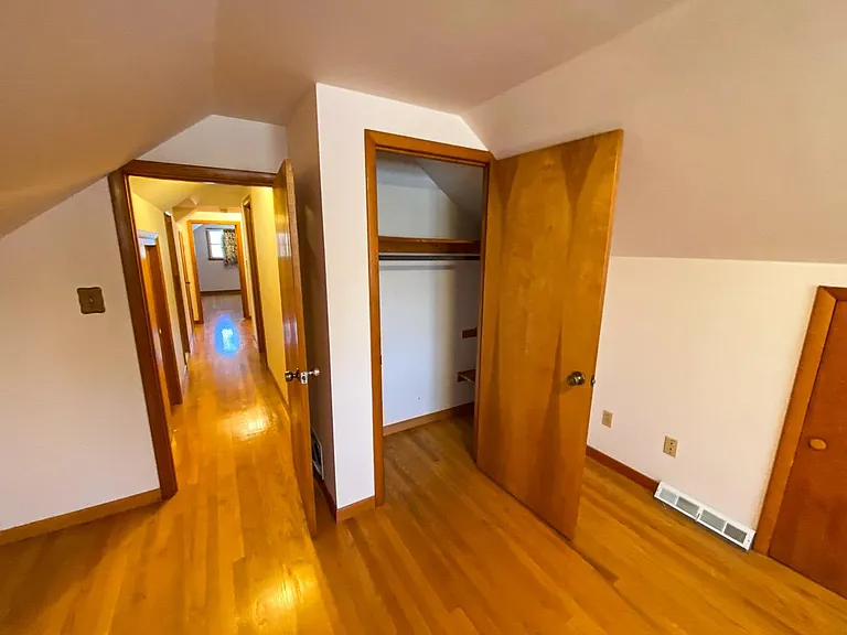 10910 Harford Rd — Photo 11