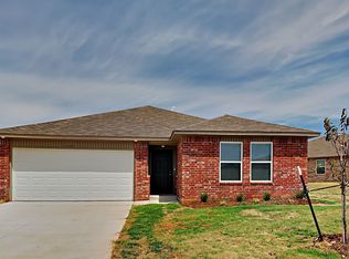 11101 NW 94th St, Yukon, OK 73099