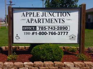 1215 Barclay Ave APT 1, Wakeeney, KS 67672