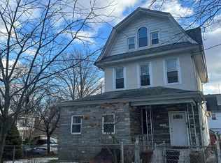 8520 85th Rd, Woodhaven, NY 11421