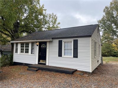 702 Sykes Ave, Greensboro, NC, 27405