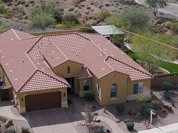 4th image of 909 W SPUR Drive