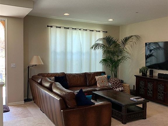 2nd image of 20339 Paseo Los Arcos