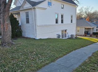 3218 N 66th St #2, Omaha, NE 68104