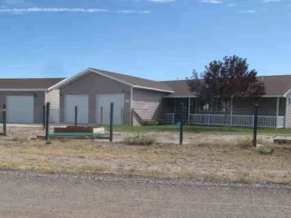 55 Skyline Dr, Riverton, WY 82501