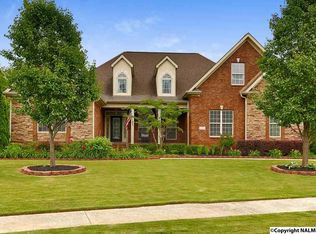 6812 Hampton Bend Cir SE, Owens Cross Roads, AL 35763
