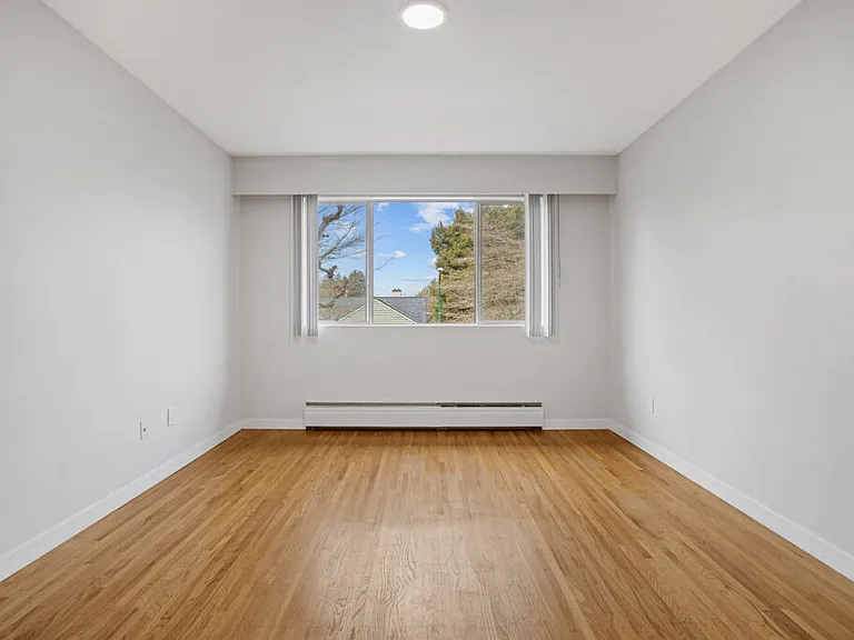 6111 Tisdall St — Photo 48