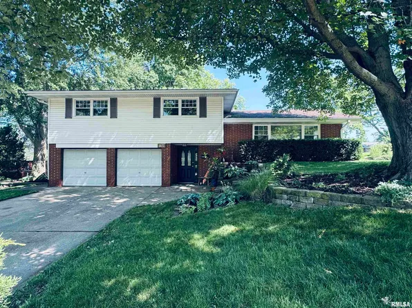 1309 W Teton Dr, Peoria, IL 61614