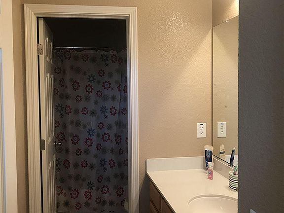 4th image of 15835 Four Corners Ct
