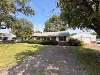 118 Parkgrove Dr, Englewood, OH, 45322