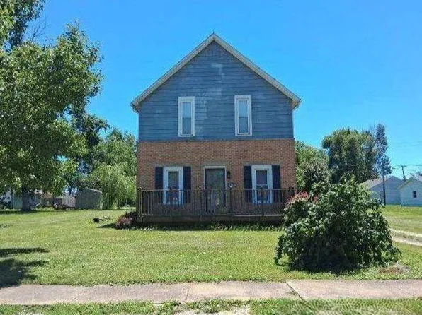 219 E Elm St, Argenta, IL 62501