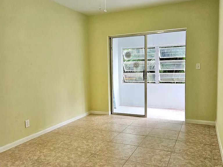 1950 Lake Osborne Dr #3 — Photo 11