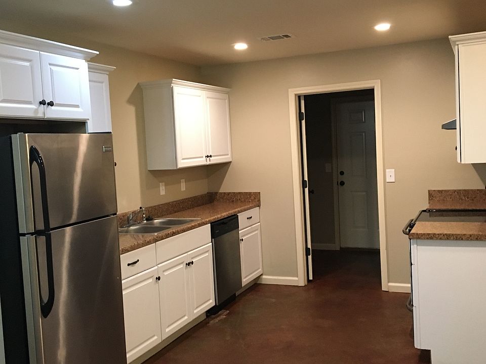 1st image of 485 20th St #485