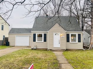 124 Buckeye Rd, Amherst, NY 14226