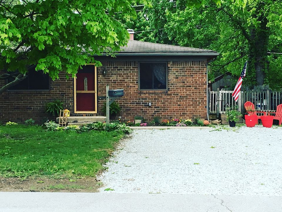 1st image of 1556 Holland St