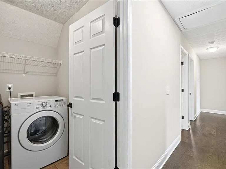 4408 Webb Meadows Dr — Photo 25