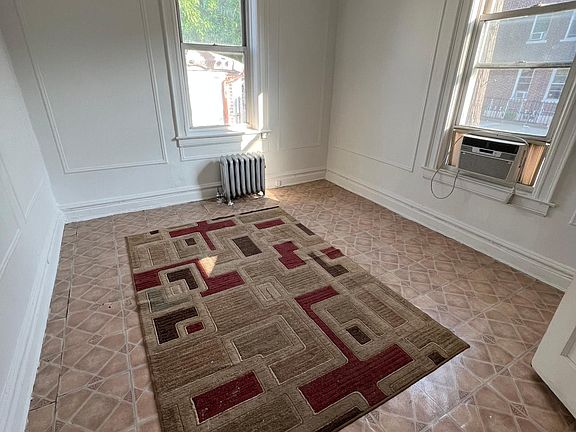 4th image of 941 70th St Floor 1