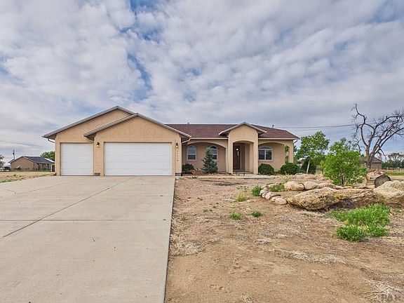 2nd image of 27908 Iris Rd