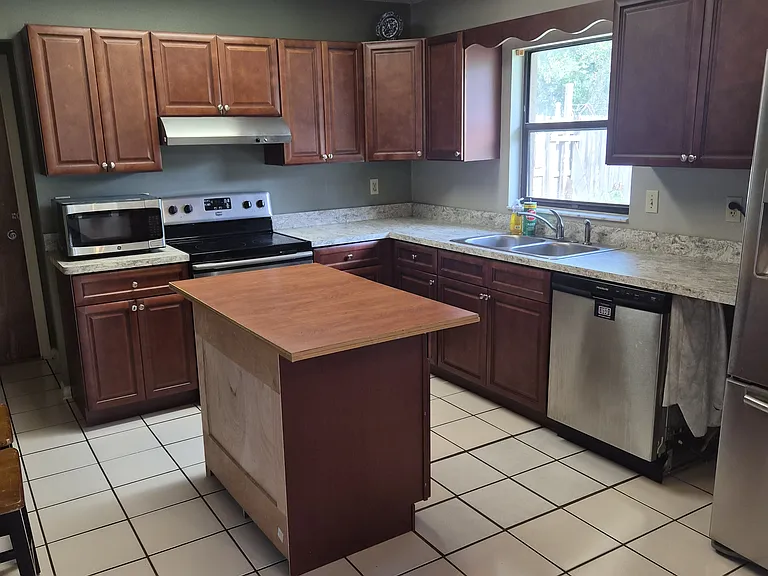 1863 N Carmel Rd #1 — Photo 2