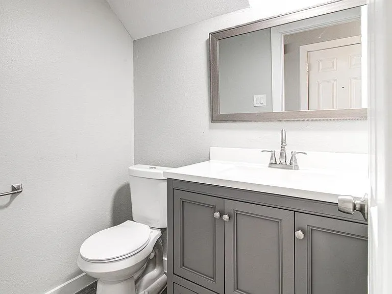 1205 Gregory Ln #1205 — Photo 7