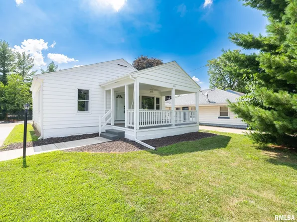 3129 N Finnell Ave, Peoria, IL 61604