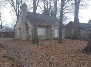3702 Manor Ct, Indianapolis, IN 46218