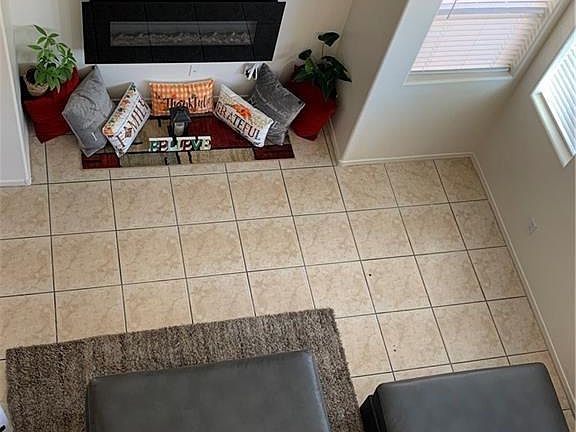 5th image of 8321 New Leaf Ave