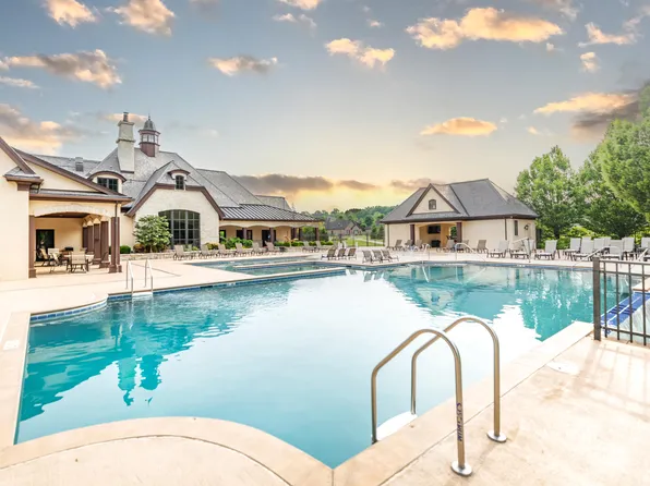 4110 Frontgate Dr, Columbia, MO 65203