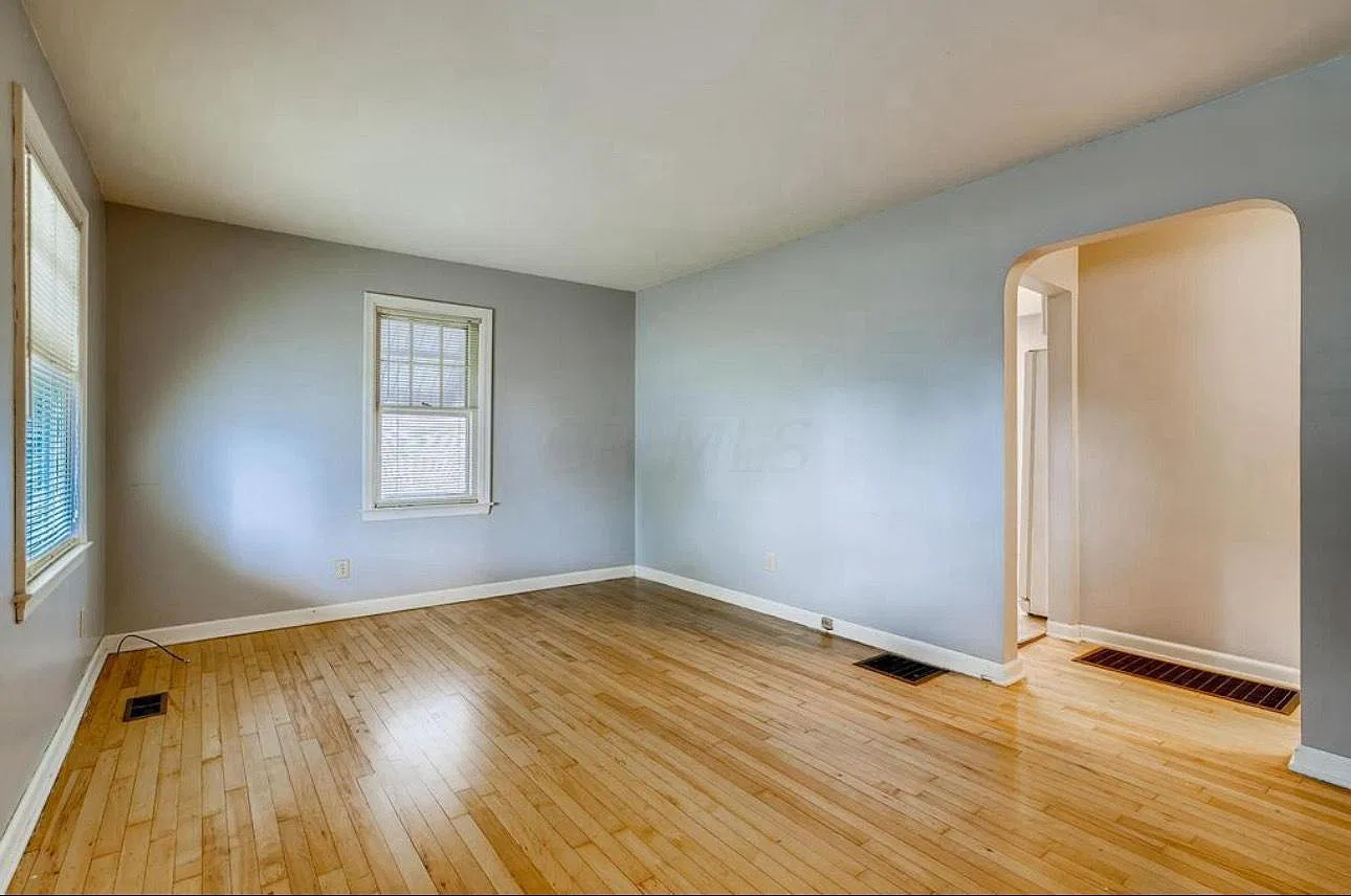 624 Butler Ave — Photo 3