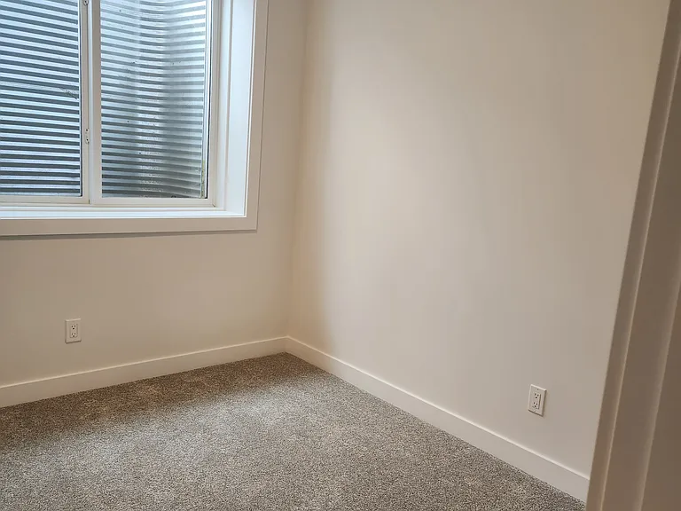 3816 Chrustawka Pl SW — Photo 9